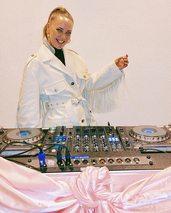 Maria Barfod - DJ Fedty